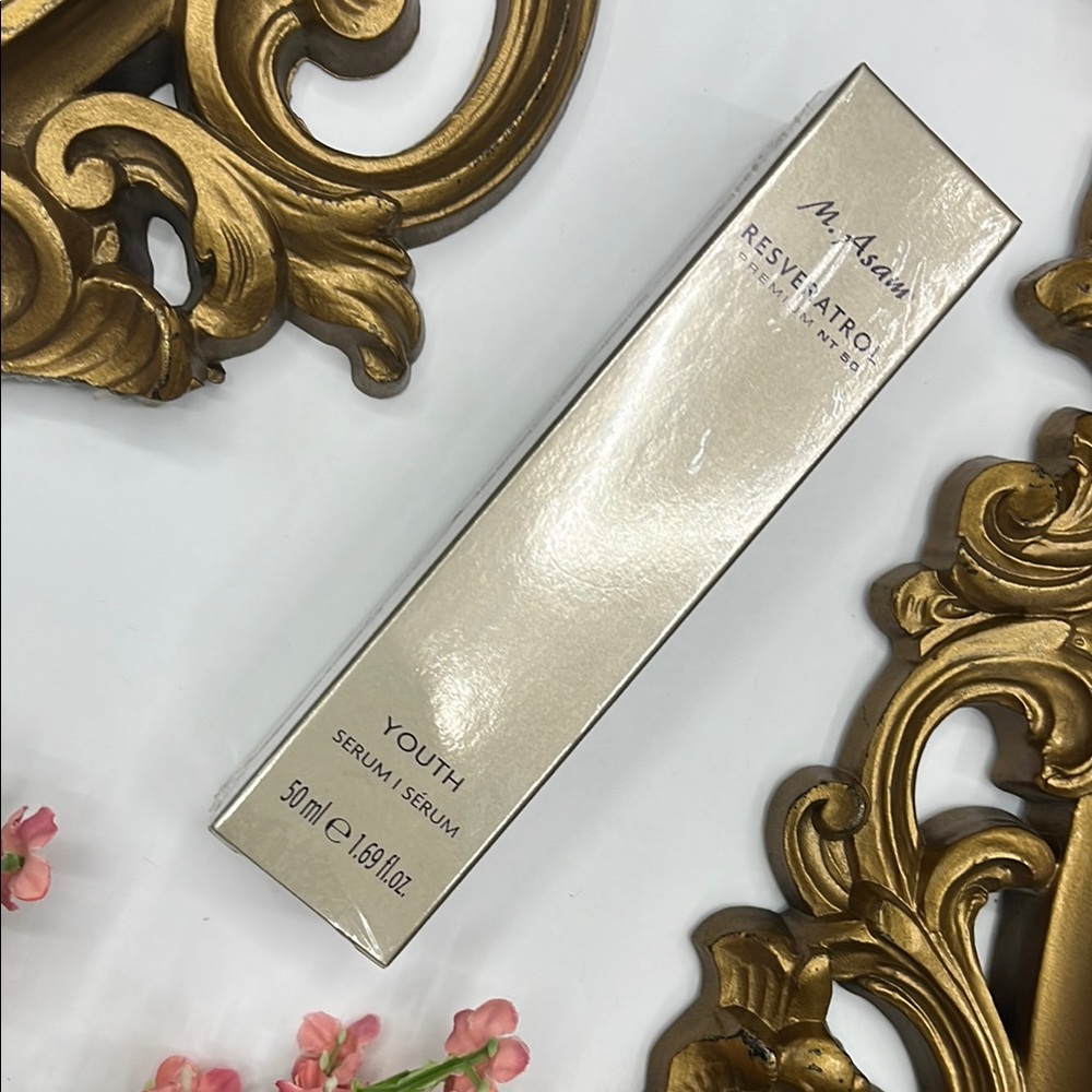 NEW M Asam Resveratrol Youth Serum